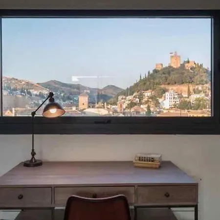 Chezmoihomes Plaza Nueva Penthouse-2